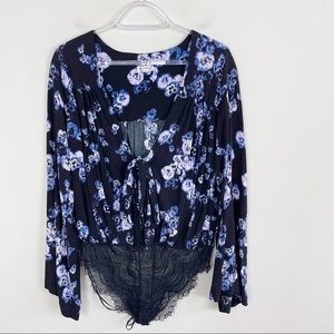 Free People Blue Floral Flared Sleeve Deep V Boho Oversized Bodysuit Size Small